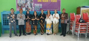 Semangat Kartini Masa Kini: Guru dan Staf Tampil Anggun Berbalut Kebaya dan Batik (8)